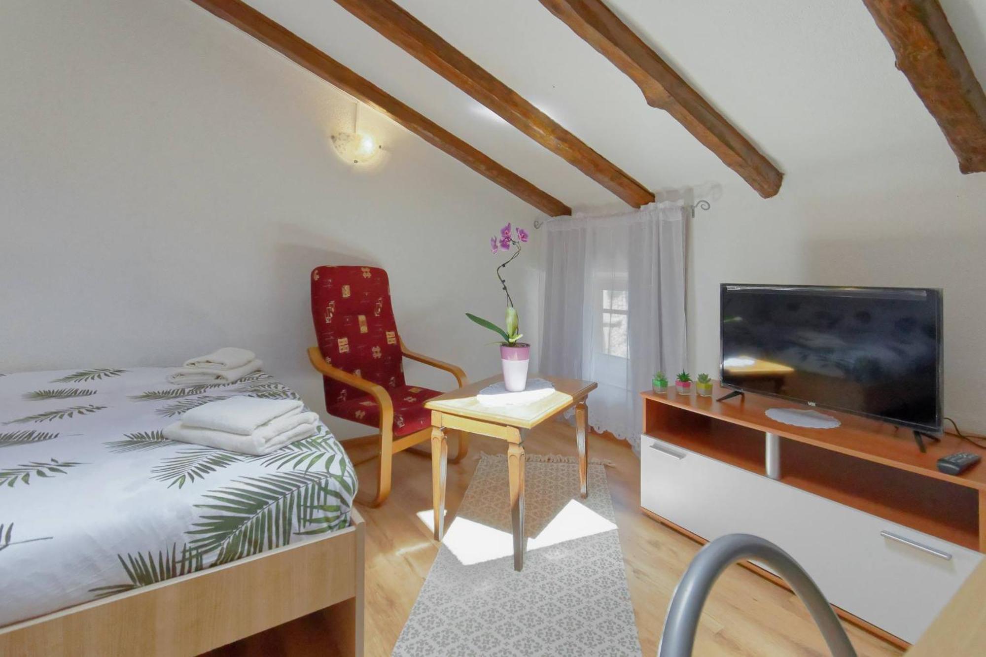 Apartments Viola By Rent Istria Momjan Dış mekan fotoğraf