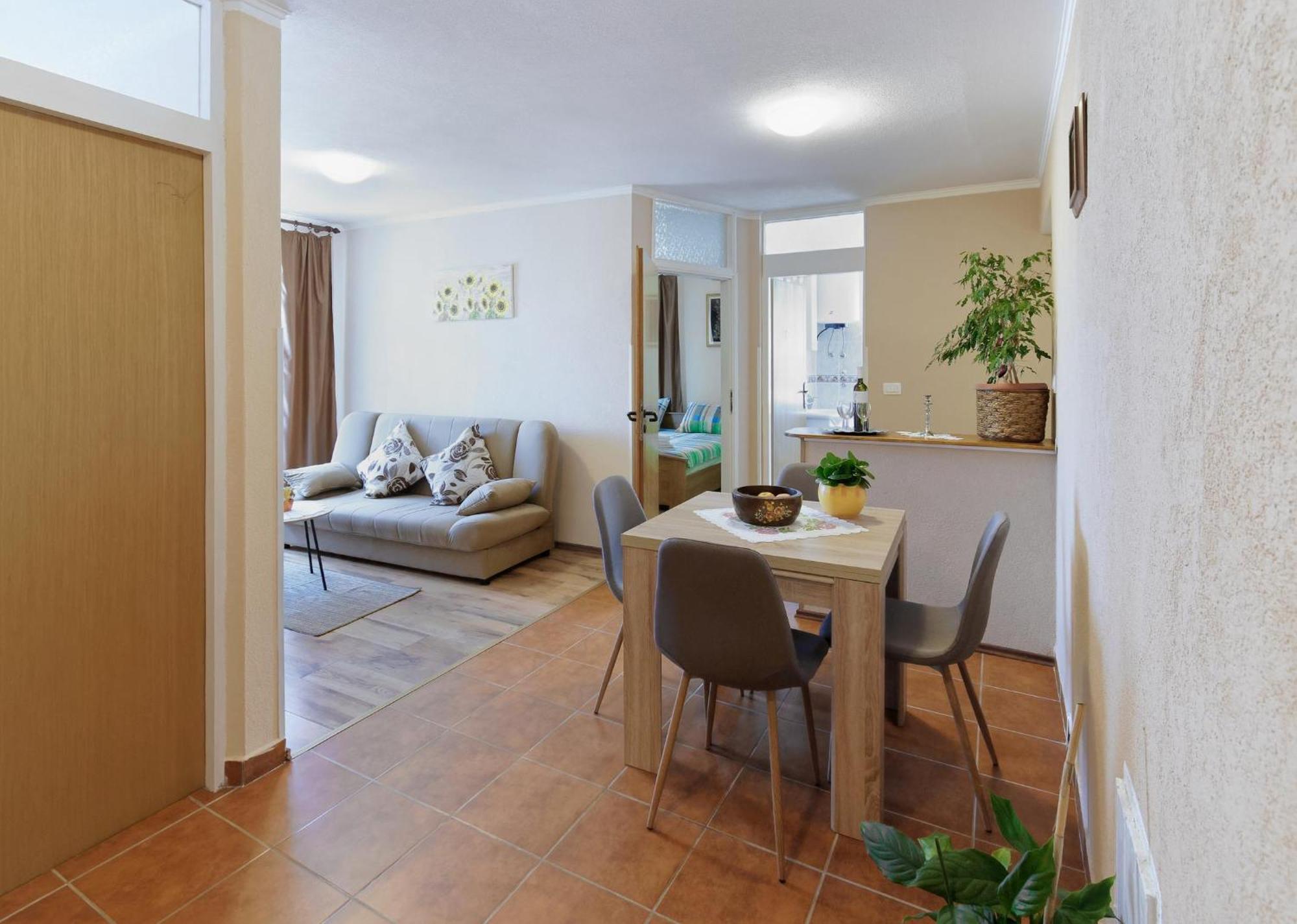 Apartments Viola By Rent Istria Momjan Dış mekan fotoğraf