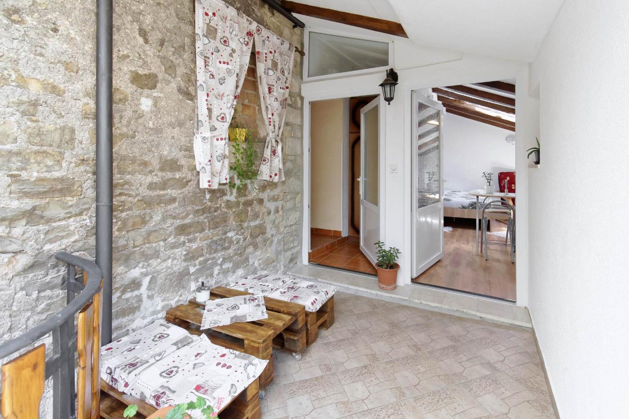 Apartments Viola By Rent Istria Momjan Dış mekan fotoğraf