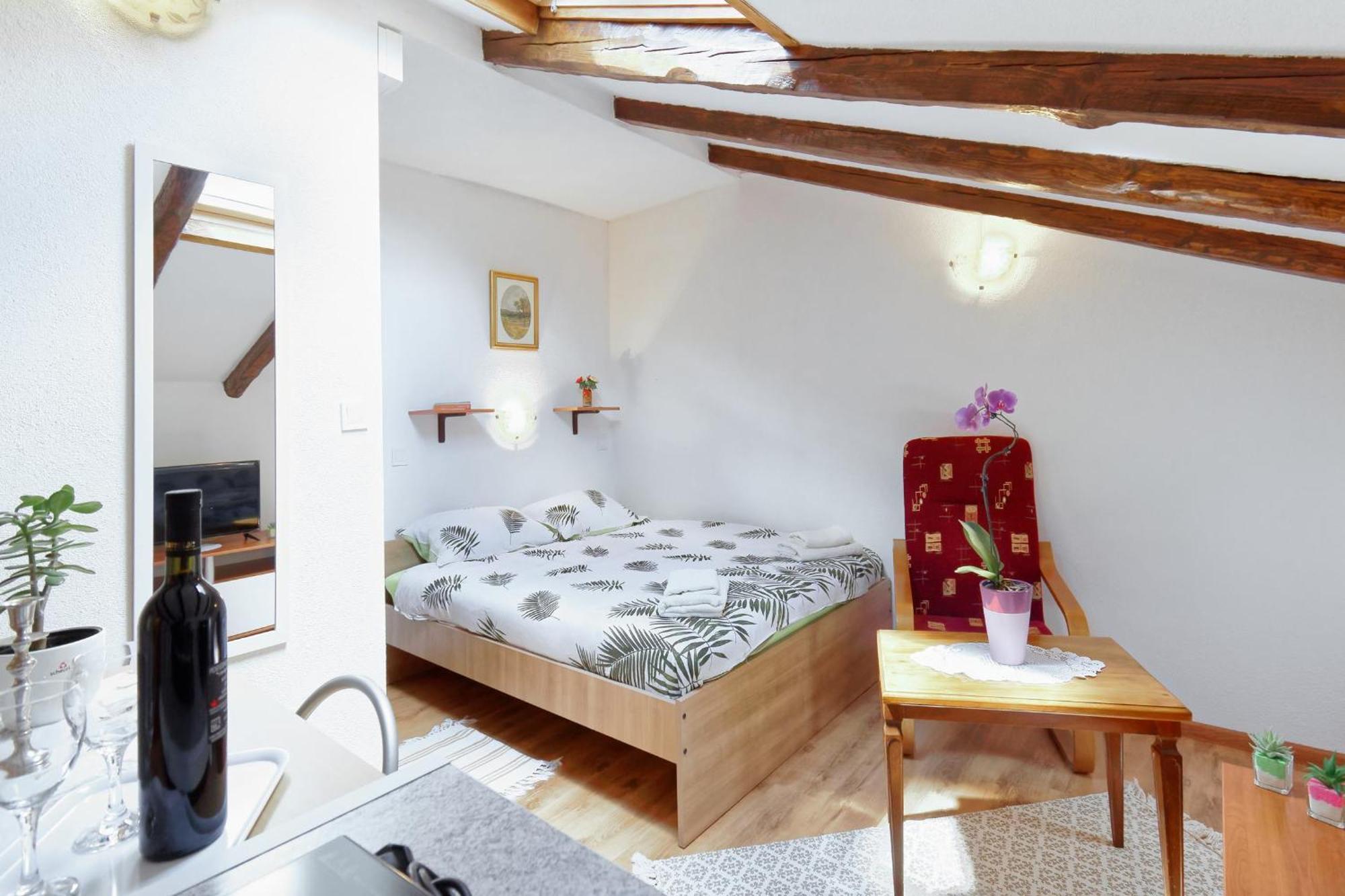Apartments Viola By Rent Istria Momjan Dış mekan fotoğraf